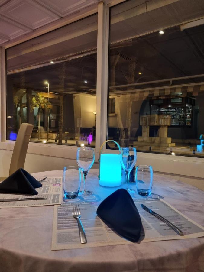 Hotel Restaurant Miramar L'Orchidee La Ciotat Ngoại thất bức ảnh